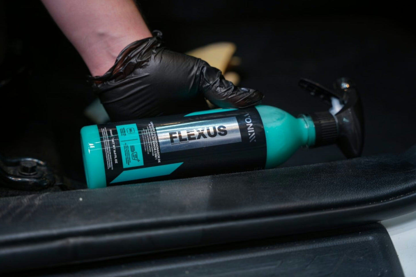 Vonixx Flexus 2-in-1 Ceramic Interior Plastic Cleaner and Conditioner 16.9 fl oz (500 ml)