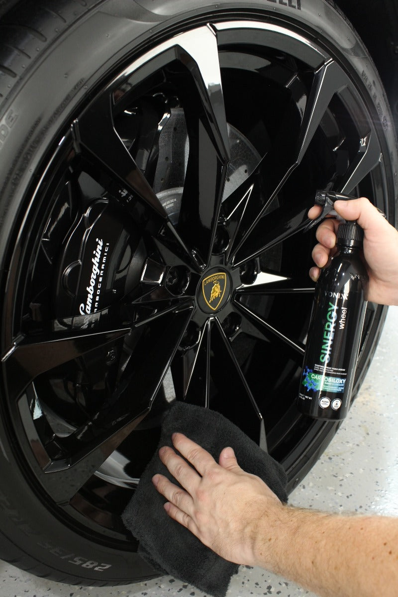 Vonixx Sinergy Wheel Spray Coating 16.9 fl oz (500 ml)